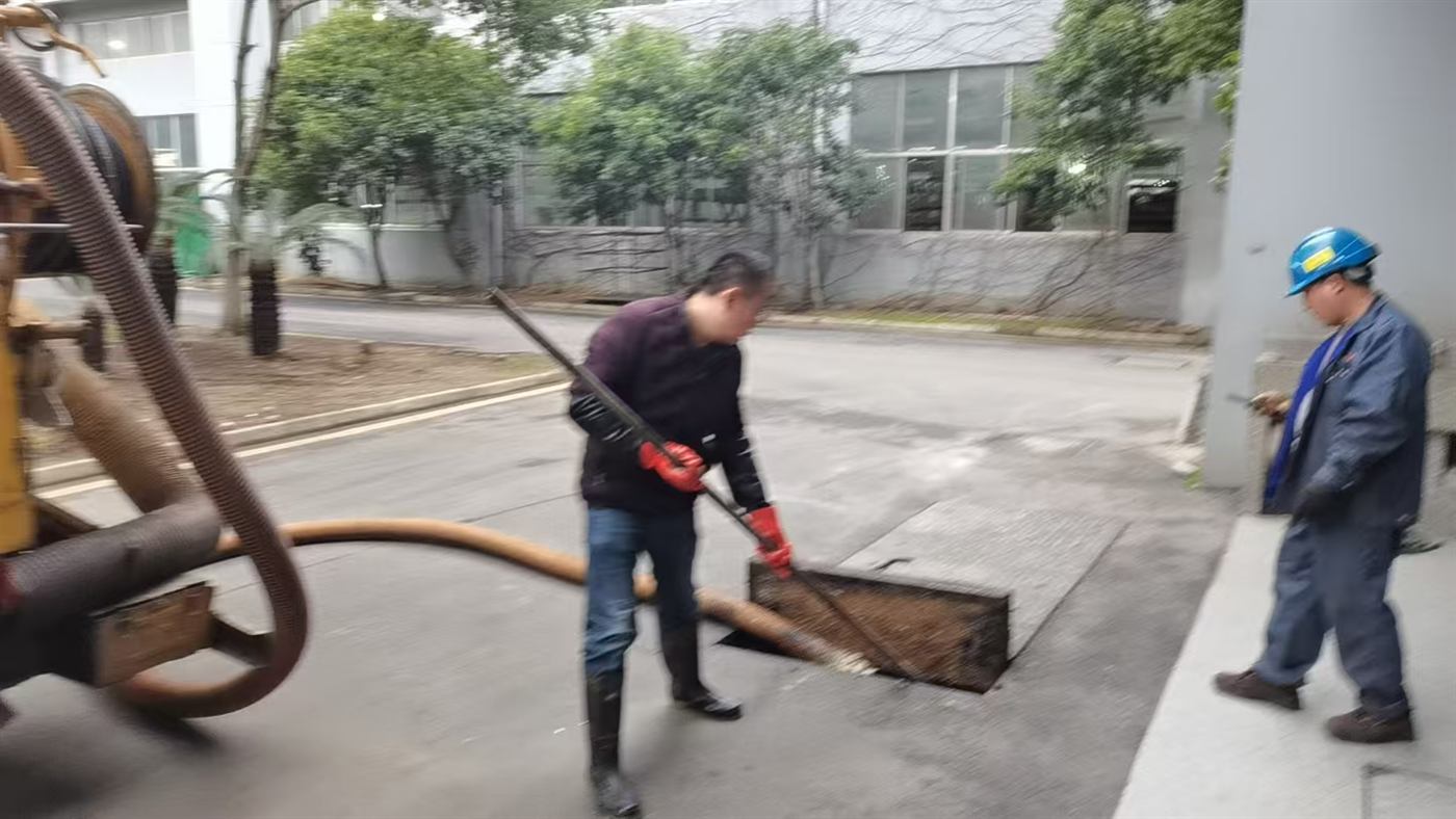 苏州诚港管道疏通施工现场
